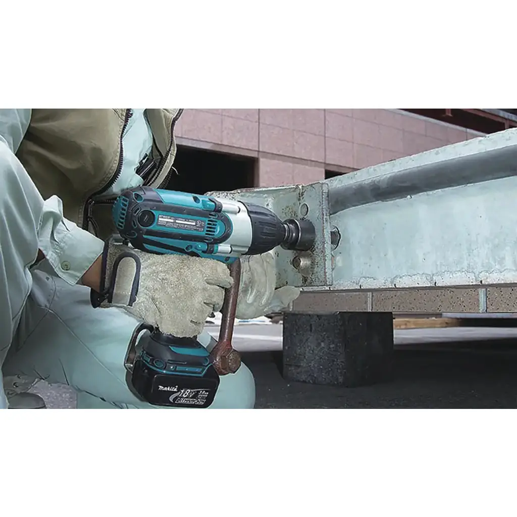 llave de impacto 1/2" inalámbrica 18 v no bateria makita (dtw450zmk) llave de impacto 1/2" inalámbrica 18 v no bateria makita (dtw450zmk)